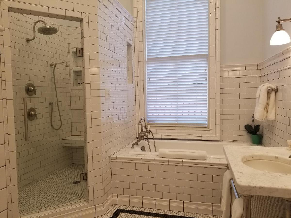 서배너 Thomas Weihs Haus B&B 외부 사진